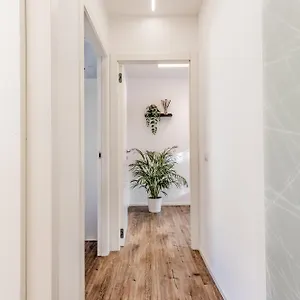 Appartamento Loungefloor Metro A Netflix & Wi-fi, Roma